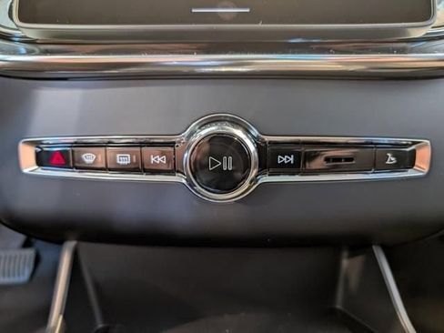 New 2026 Volvo XC90 B6 Ultra w/ Protection Package Premier AWD/4WD image 20