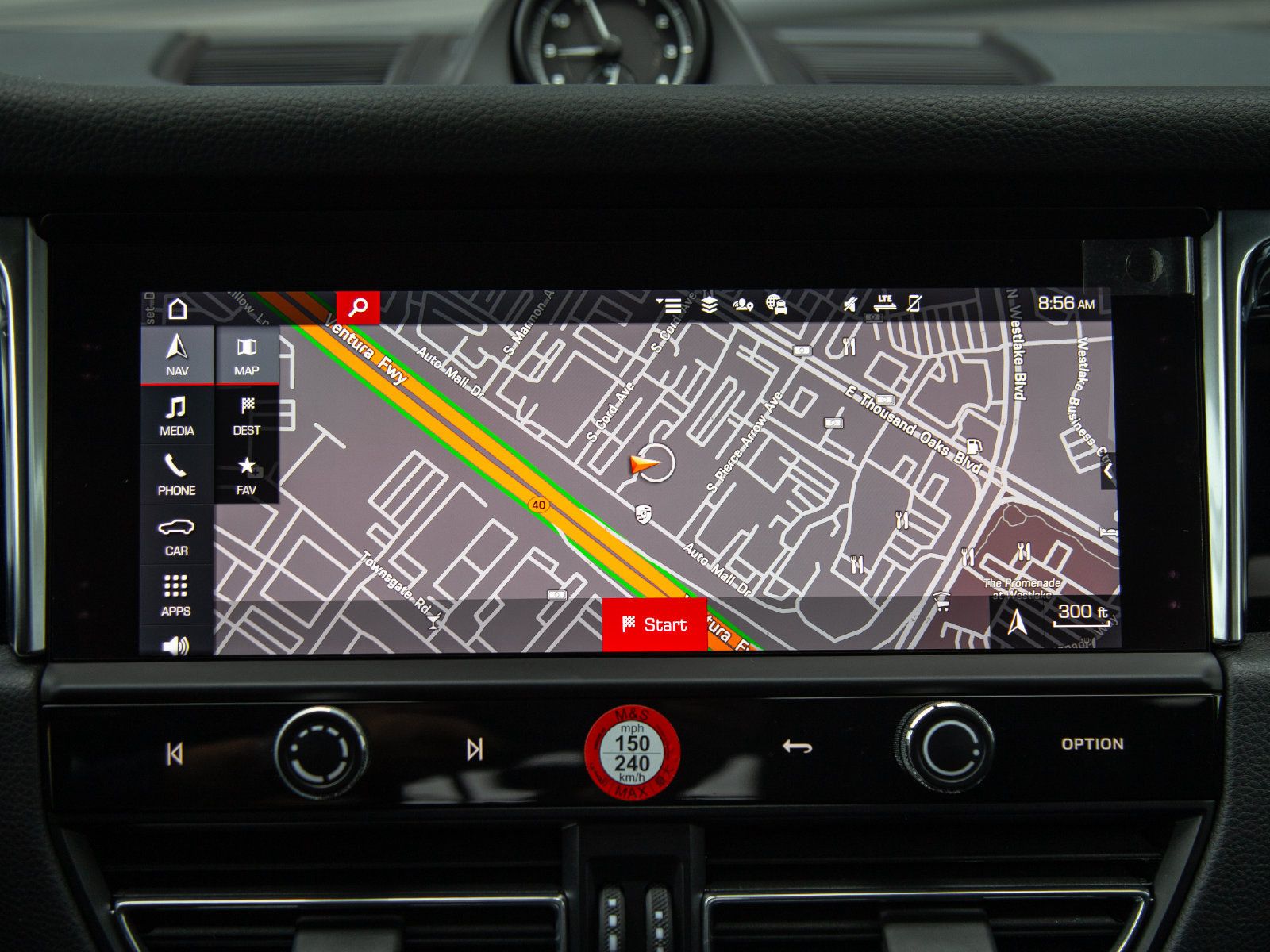 Certified 2026 Porsche Macan AWD/4WD image 19