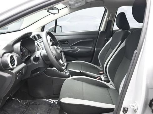 Used 2025 Nissan Versa S w/ Trunk Package FWD image 7
