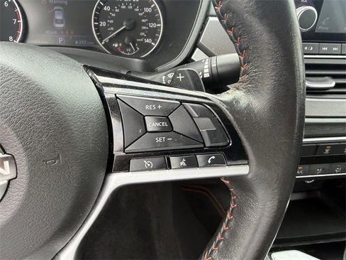 Used 2024 Nissan Altima 2.5 SR image 13