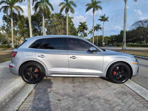 Used 2018 Audi Q5 2.0T Premium w/ Convenience Package AWD/4WD image 15