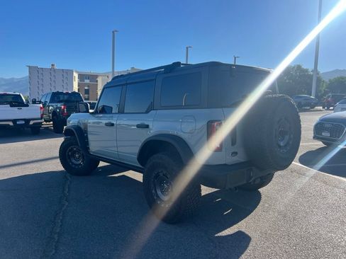 Used 2023 Ford Bronco Everglades AWD/4WD image 11