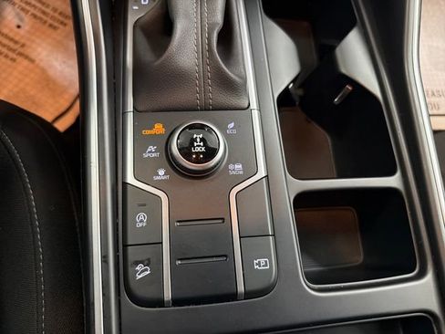 Certified 2023 Kia Sorento LX AWD/4WD image 22