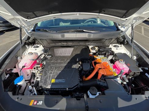Used 2026 Kia Niro LX FWD image 30