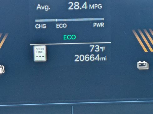 Certified 2025 Kia Carnival EX image 31