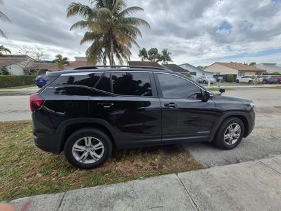 Used 2022 GMC Terrain SLE w/ Driver Convenience Package