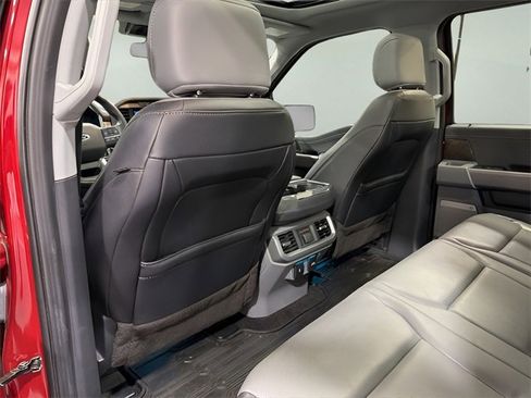 Used 2022 Ford F150 Lariat w/ Equipment Group 502A High image 33