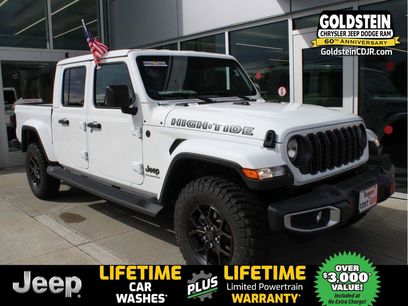 New 2025 Jeep Gladiator Sport