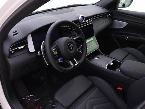 New 2025 Maserati Grecale Modena AWD/4WD image 6