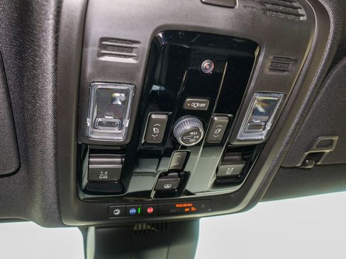 New 2026 GMC Yukon AT4 Ultimate w/ LPO, Floor Liner Package image 35