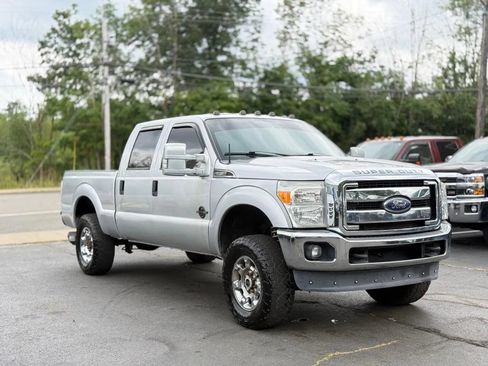 Used 2013 Ford F250 XLT w/ FX4 4X4 Off-Road Pkg image 3