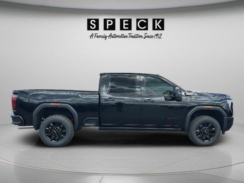 New 2026 GMC Sierra 3500 AT4 w/ AT4 Premium Plus Package AWD/4WD image 6