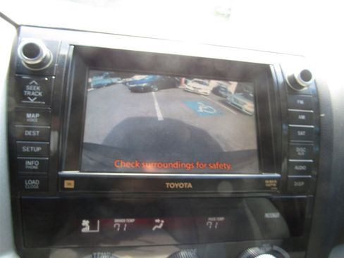 Used 2011 Toyota Sequoia Limited AWD/4WD image 35