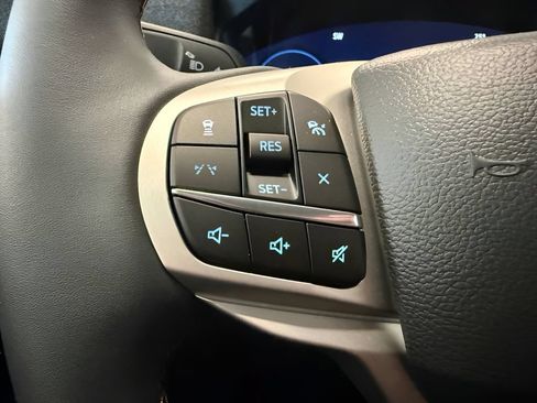 New 2026 Ford Explorer Active AWD/4WD image 22