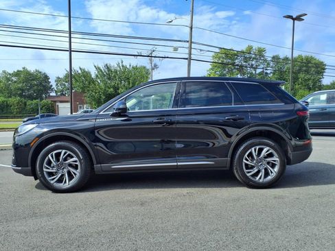 Certified 2023 Lincoln Corsair AWD w/ Equipment Group 101A image 4