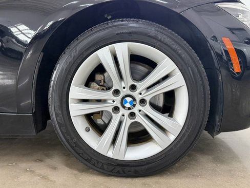 Used 2017 BMW 330i xDrive Sedan image 10