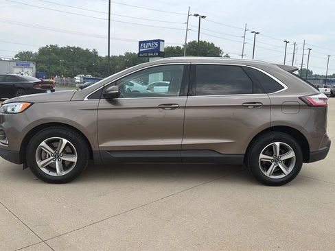 Used 2019 Ford Edge SEL w/ Equipment Group 201A AWD/4WD image 8