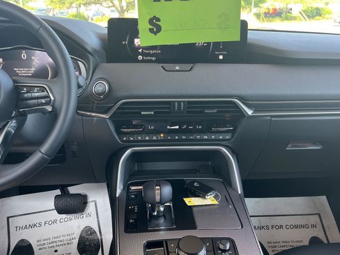 New 2026 MAZDA CX-90 Plug-In Hybrid w/ Preferred AWD/4WD image 17