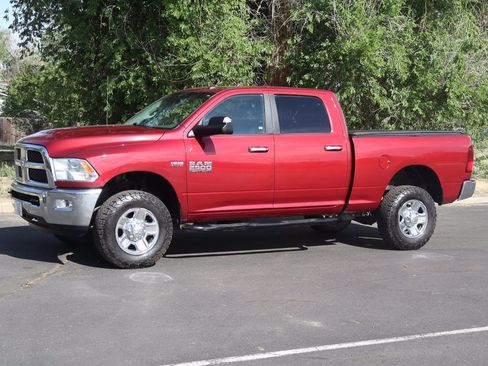 Used 2015 RAM 2500 SLT w/ Luxury Group AWD/4WD image 10