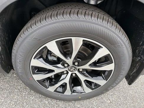 New 2026 Toyota Grand Highlander AWD Hybrid image 33