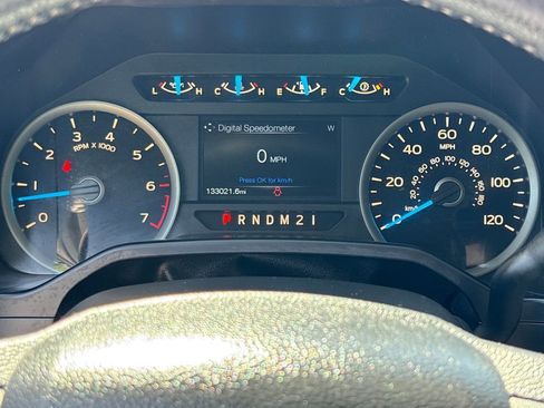 Used 2016 Ford F150 XLT w/ Equipment Group 302A Luxury AWD/4WD image 22
