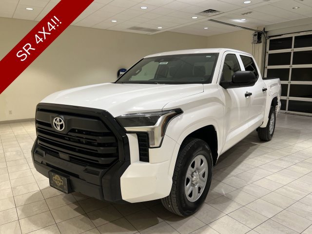 Used 2025 Toyota Tundra SR AWD/4WD image 1