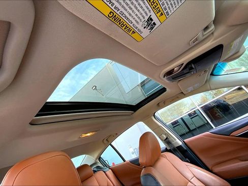 Used 2021 Subaru Legacy Touring XT image 19