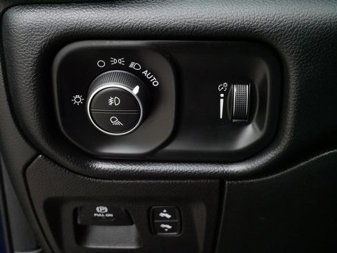 Used 2021 RAM 1500 Big Horn AWD/4WD image 27