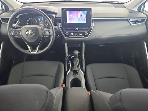 Used 2023 Toyota Corolla Cross LE image 13