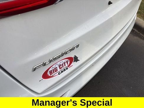 Used 2019 Ford Fusion SE image 48