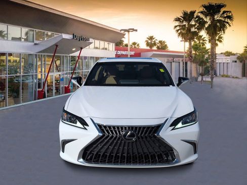 Used 2022 Lexus ES 350 w/ Premium Package FWD image 8