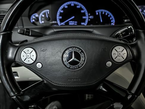 Used 2013 Mercedes-Benz CL 550 4MATIC image 23