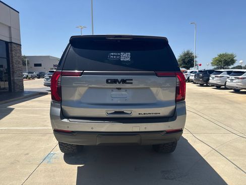 Used 2025 GMC Yukon XL Elevation w/ LPO, Floor Liner Package AWD/4WD image 4