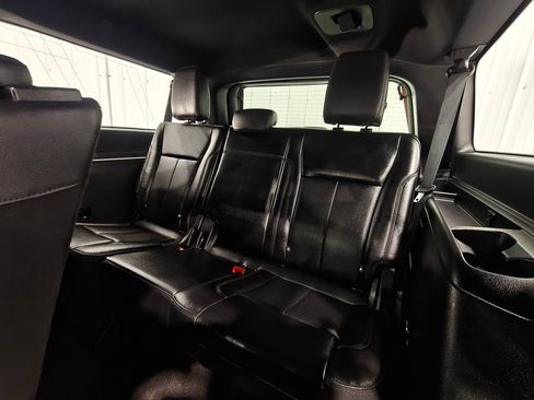 Used 2021 Ford Expedition Max XLT image 32