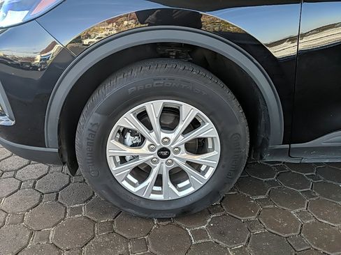 Certified 2023 Ford Escape Active image 9