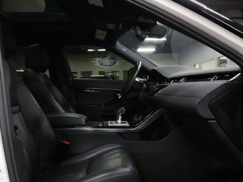 Used 2020 Land Rover Range Rover Evoque S image 23