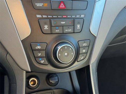 Used 2018 Hyundai Santa Fe Sport image 20