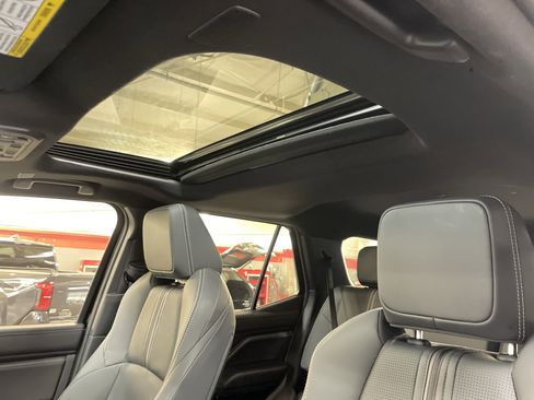 Used 2025 Toyota 4Runner Limited image 28