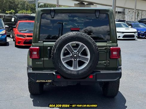 Used 2021 Jeep Wrangler Unlimited Sahara AWD/4WD image 6