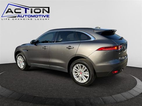 Used 2018 Jaguar F-PACE Prestige image 6