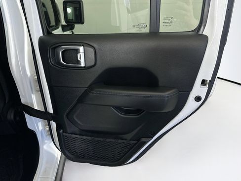 Used 2023 Jeep Wrangler Unlimited Rubicon 4xe w/ Safety Group image 30