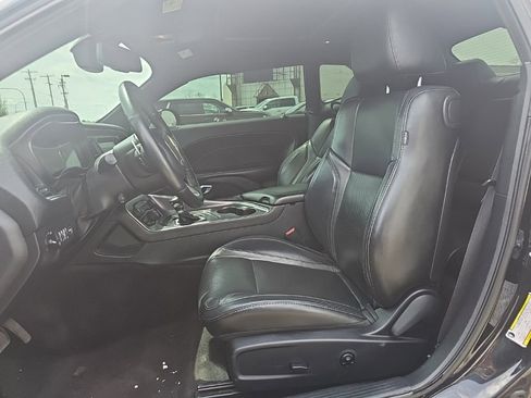 Used 2018 Dodge Challenger SXT Plus RWD image 6