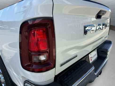 Used 2025 RAM 2500 Big Horn AWD/4WD image 17