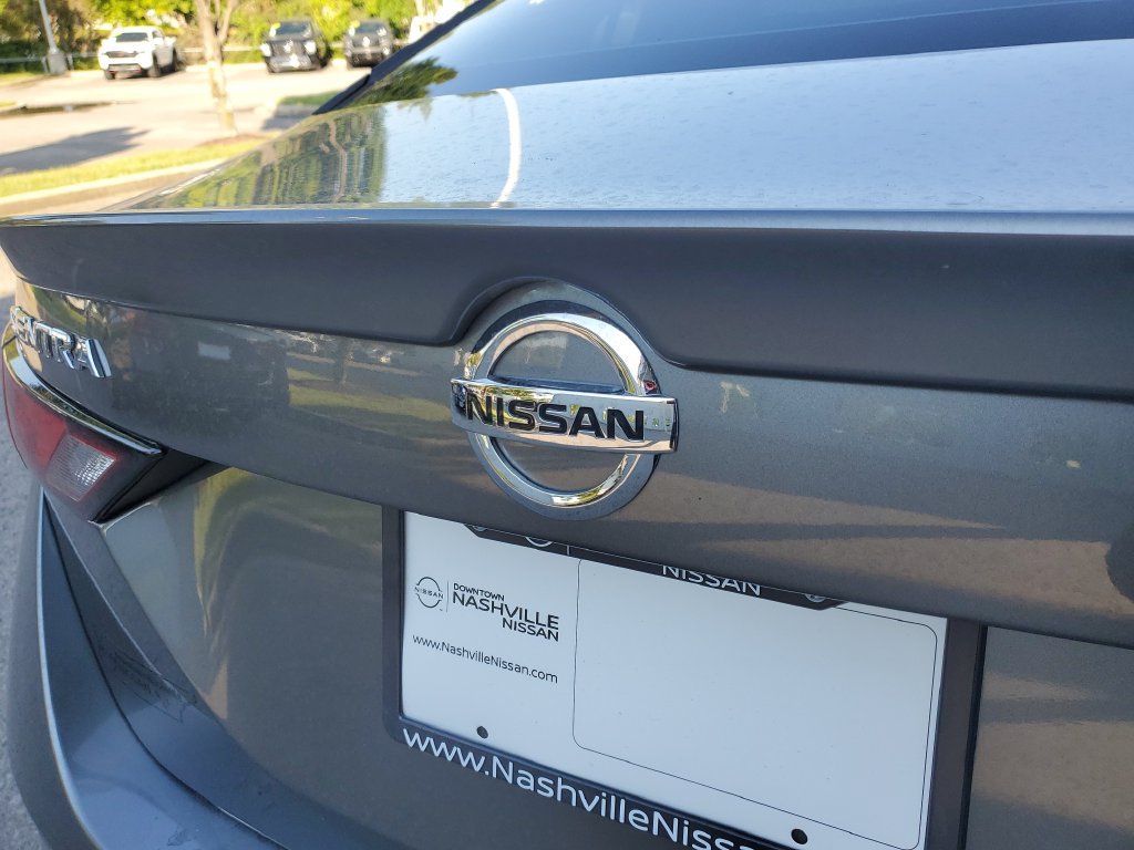 Certified 2023 Nissan Sentra SR w/ Trunk Package FWD image 7
