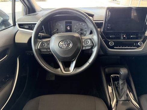 Used 2025 Toyota Corolla SE FWD image 11
