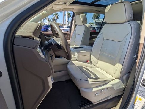 Used 2023 GMC Yukon XL Denali w/ Max Trailering Package AWD/4WD image 8