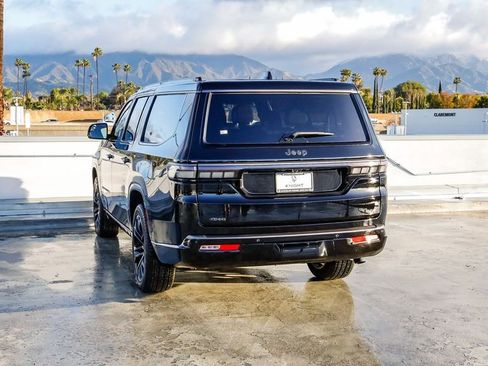 New 2026 Jeep Grand Wagoneer L Summit w/ Premium Group III AWD/4WD image 7