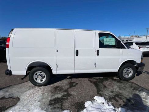 New 2025 Chevrolet Express 2500 RWD 2500 Regular Wheelbase WT w/ Chrome Appearance Package image 3