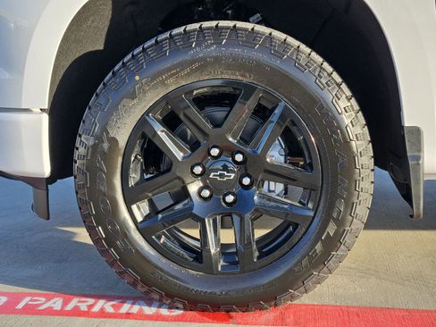 New 2026 Chevrolet Silverado 1500 RST w/ Convenience Package II AWD/4WD image 13