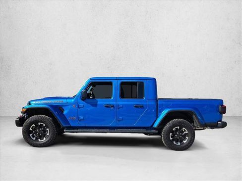 Used 2024 Jeep Gladiator Rubicon image 3
